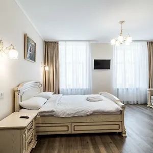 https://opera-house-apartment-3.hotelslviv.net